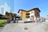 Visualizza le foto dell'immobile