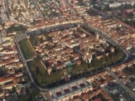 Visualizza le foto dell'immobile