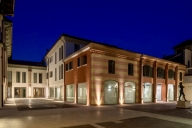 Visualizza le foto dell'immobile