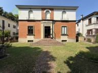 Visualizza le foto dell'immobile