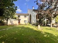 Visualizza le foto dell'immobile