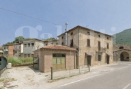 Visualizza le foto dell'immobile