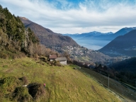 Visualizza le foto dell'immobile
