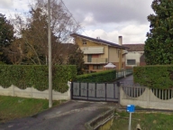 Visualizza le foto dell'immobile