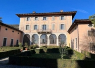 Visualizza le foto dell'immobile
