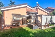 Visualizza le foto dell'immobile