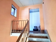 Visualizza le foto dell'immobile Visualizza le foto dell'immobile