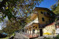 Visualizza le foto dell'immobile