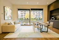 Visualizza le foto dell'immobile