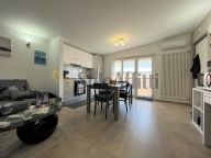 Vai alla scheda immobile Vai alla scheda immobile