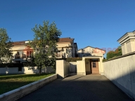 Vai alla scheda immobile Vai alla scheda immobile