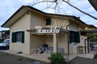 Visualizza le foto dell'immobile