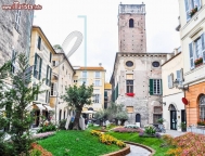 Visualizza le foto dell'immobile
