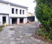 Vai alla scheda immobile Vai alla scheda immobile