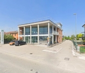 Visualizza le foto dell'immobile