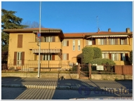 Visualizza le foto dell'immobile