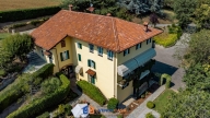 Visualizza le foto dell'immobile