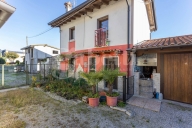 Vai alla scheda immobile Vai alla scheda immobile