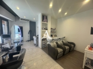 Visualizza le foto dell'immobile