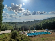 Visualizza le foto dell'immobile