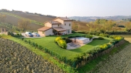 Visualizza le foto dell'immobile