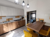 Visualizza le foto dell'immobile Visualizza le foto dell'immobile