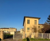 Visualizza le foto dell'immobile