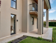 Visualizza le foto dell'immobile