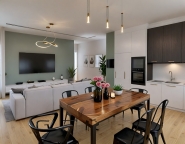 Visualizza le foto dell'immobile