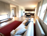 Visualizza le foto dell'immobile