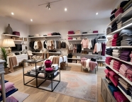 Visualizza le foto dell'immobile