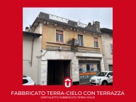 Visualizza le foto dell'immobile