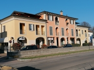 Visualizza le foto dell'immobile
