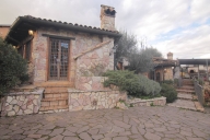 Visualizza le foto dell'immobile