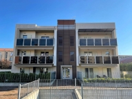 Visualizza le foto dell'immobile