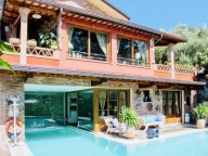 Visualizza le foto dell'immobile