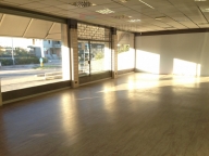 Visualizza le foto dell'immobile