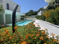 Visualizza le foto dell'immobile