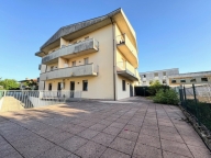 Visualizza le foto dell'immobile Visualizza le foto dell'immobile