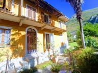 Visualizza le foto dell'immobile