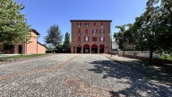 Visualizza le foto dell'immobile