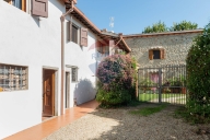 Visualizza le foto dell'immobile