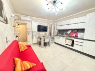 Visualizza le foto dell'immobile