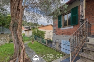 Visualizza le foto dell'immobile