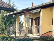 Visualizza le foto dell'immobile