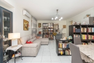 Visualizza le foto dell'immobile