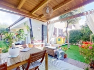 Visualizza le foto dell'immobile