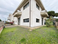 casa semindipendente in vendita a Grosseto in zona Marina di Grosseto