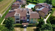 Visualizza le foto dell'immobile