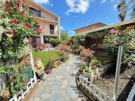 Visualizza le foto dell'immobile